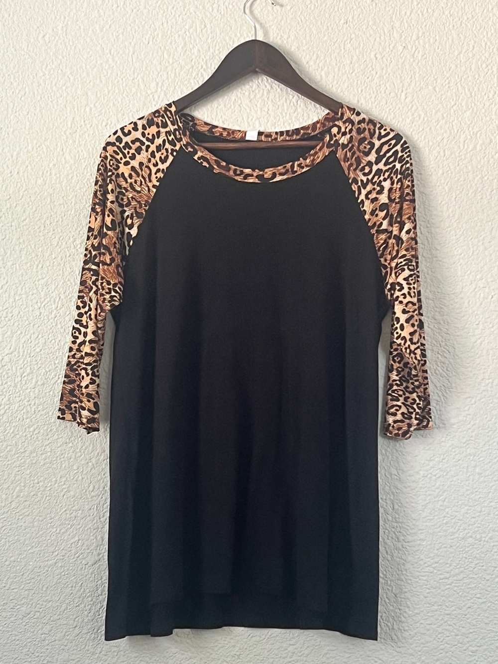 Paisley Grace Black Leopard Print Raglan Sleeve Top